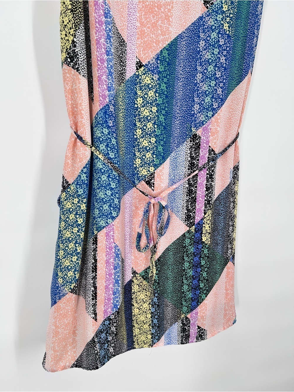 Bar III Floral Patchwork V-Neck Dress Large - Picture 11 of 13